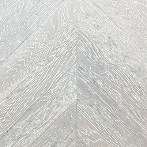 Wood Bee Chevron  Дуб Неве браш матовый Neve, UV-лак gloss 5-9% (левая) (фото 1)