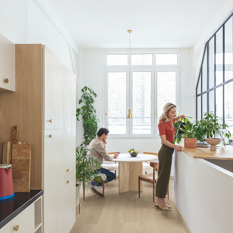 ПВХ-плитка Quick-Step QS Alpha Vinyl BLOS BASE планка AVSPT 40321 Дуб береговой бежевый (фото 3)