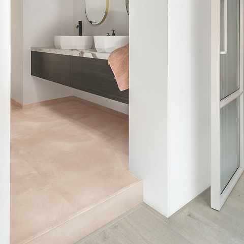 ПВХ-плитка Quick-Step QS Alpha Vinyl ILLUME плитка AVMTU 40333 Мягкий румянец (фото 8)